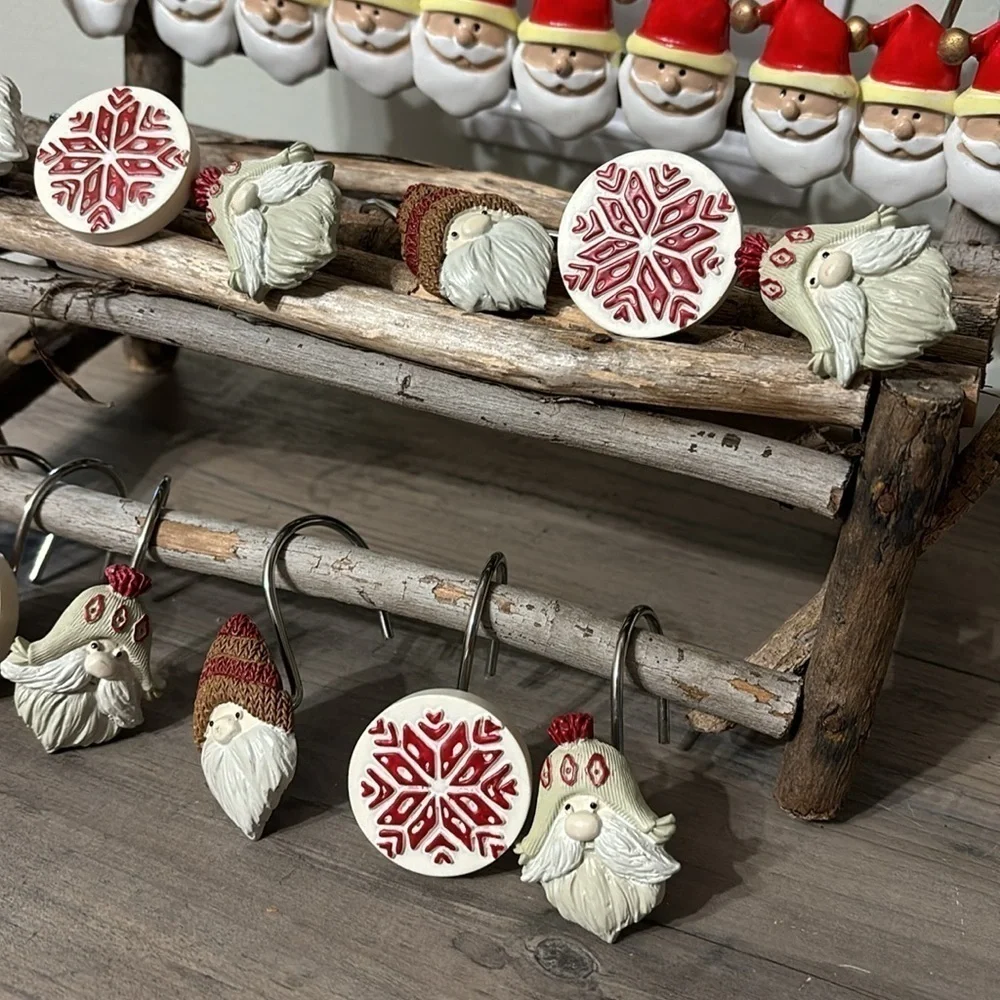 EUC! TWO SETS OF SHOWER CURTAIN HOOKS 12 SANTA HOOKS AND 12 GNOME W/SN…